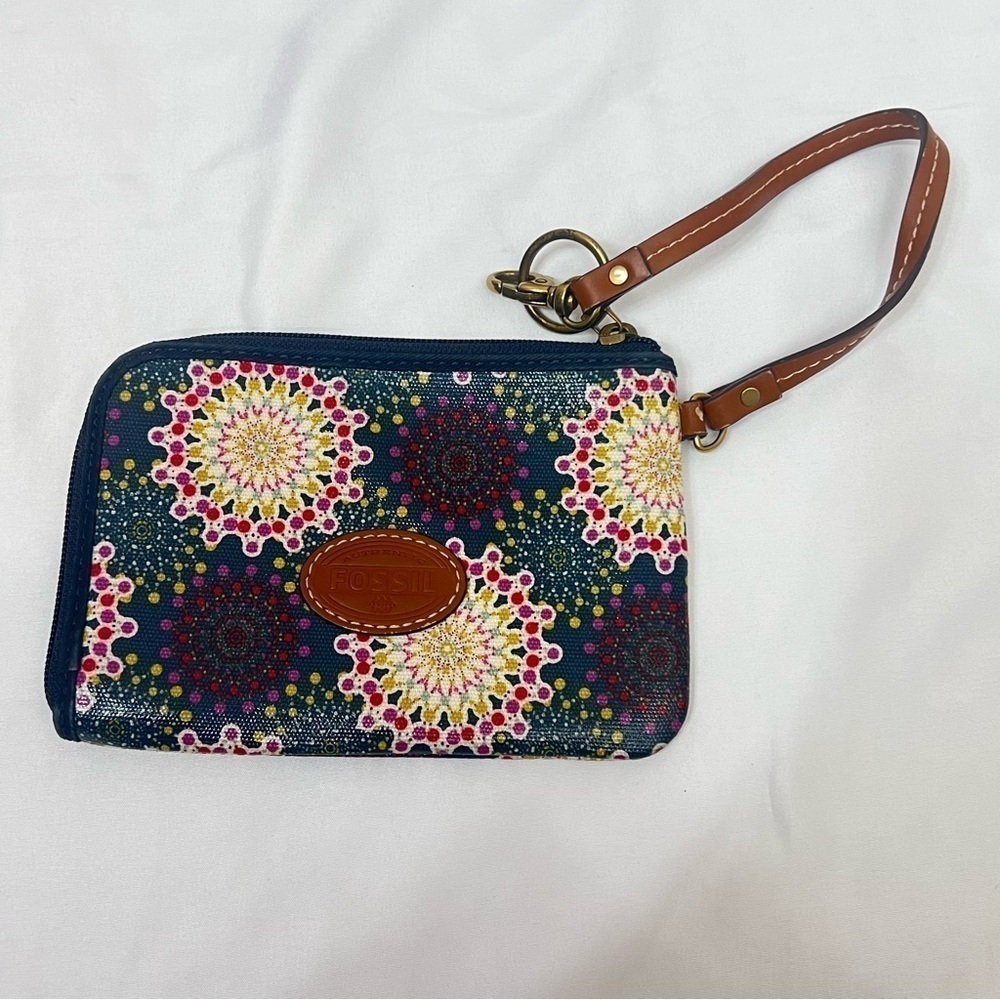 Fossil Keyper Vinyl Zip Wrist Wallet Pencil Shave Pattern Multicolor 5 Pockets